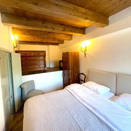 Casa Del Castello Sleeps 4 Italy דירה